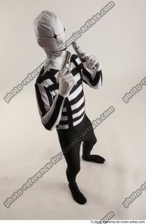 24 2019 01 JIRKA MORPHSUIT WITH TWO GUNS